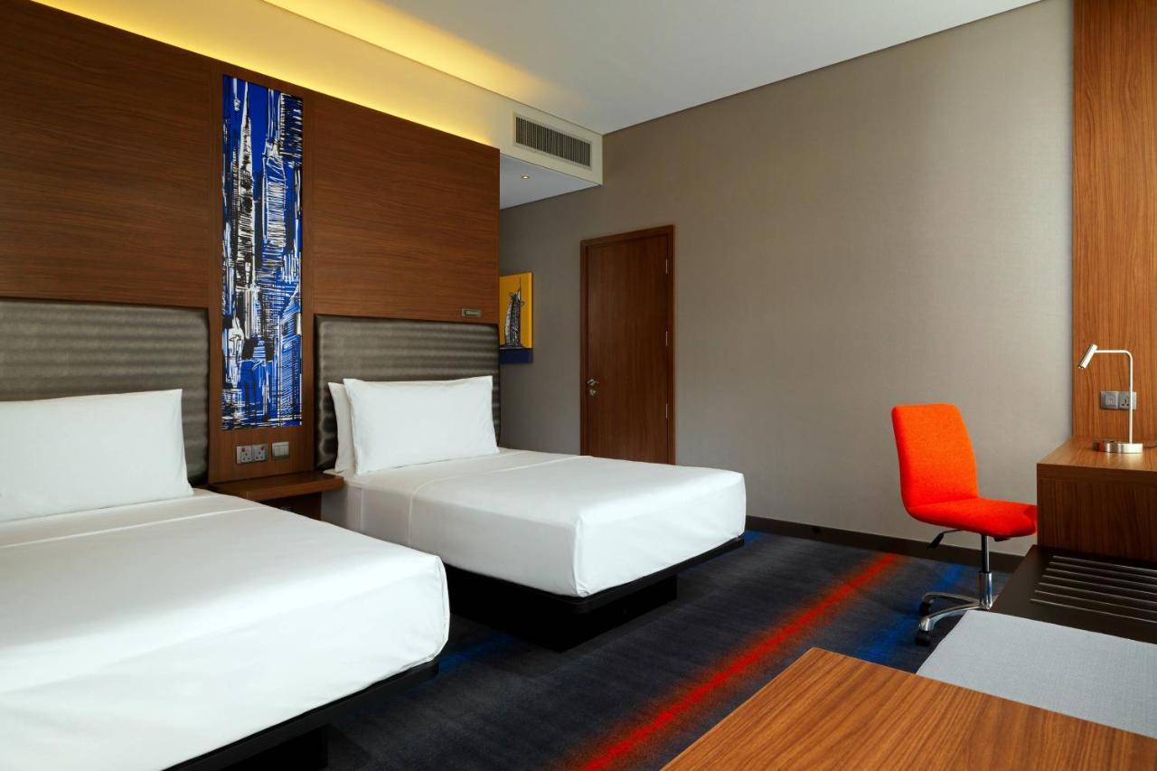 เอลอฟต์ เมอัยซัม ดูไบ Hotel ภายนอก รูปภาพ