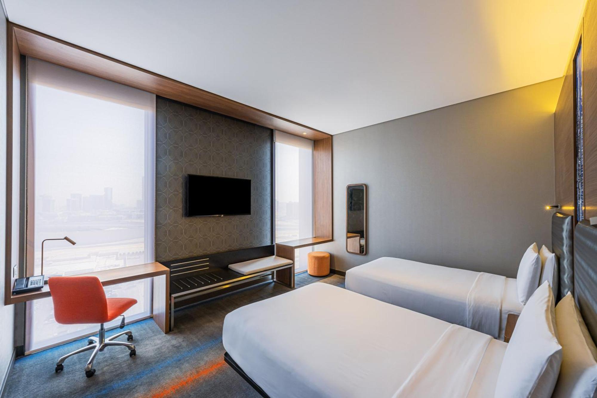 เอลอฟต์ เมอัยซัม ดูไบ Hotel ภายนอก รูปภาพ