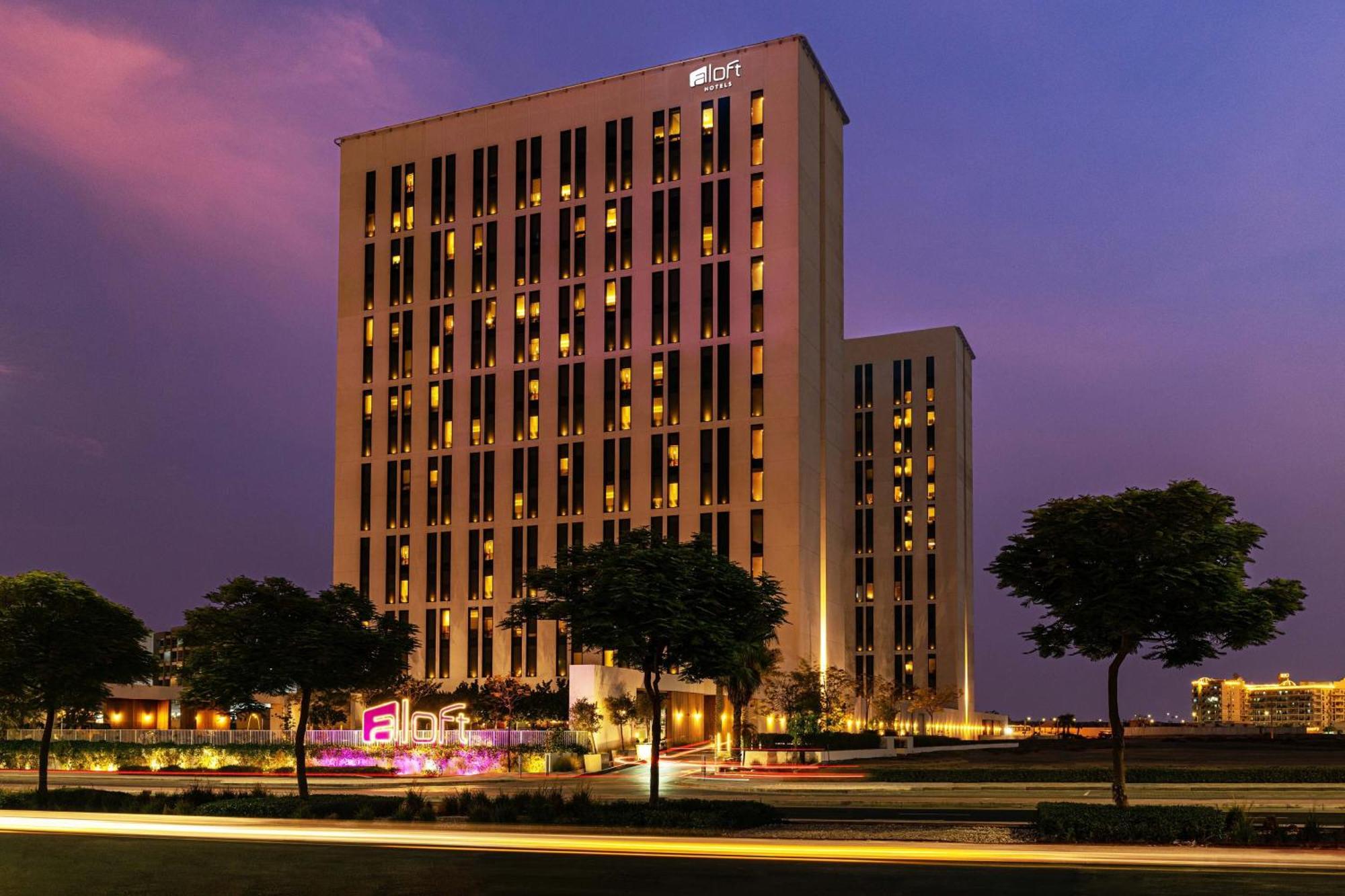 เอลอฟต์ เมอัยซัม ดูไบ Hotel ภายนอก รูปภาพ