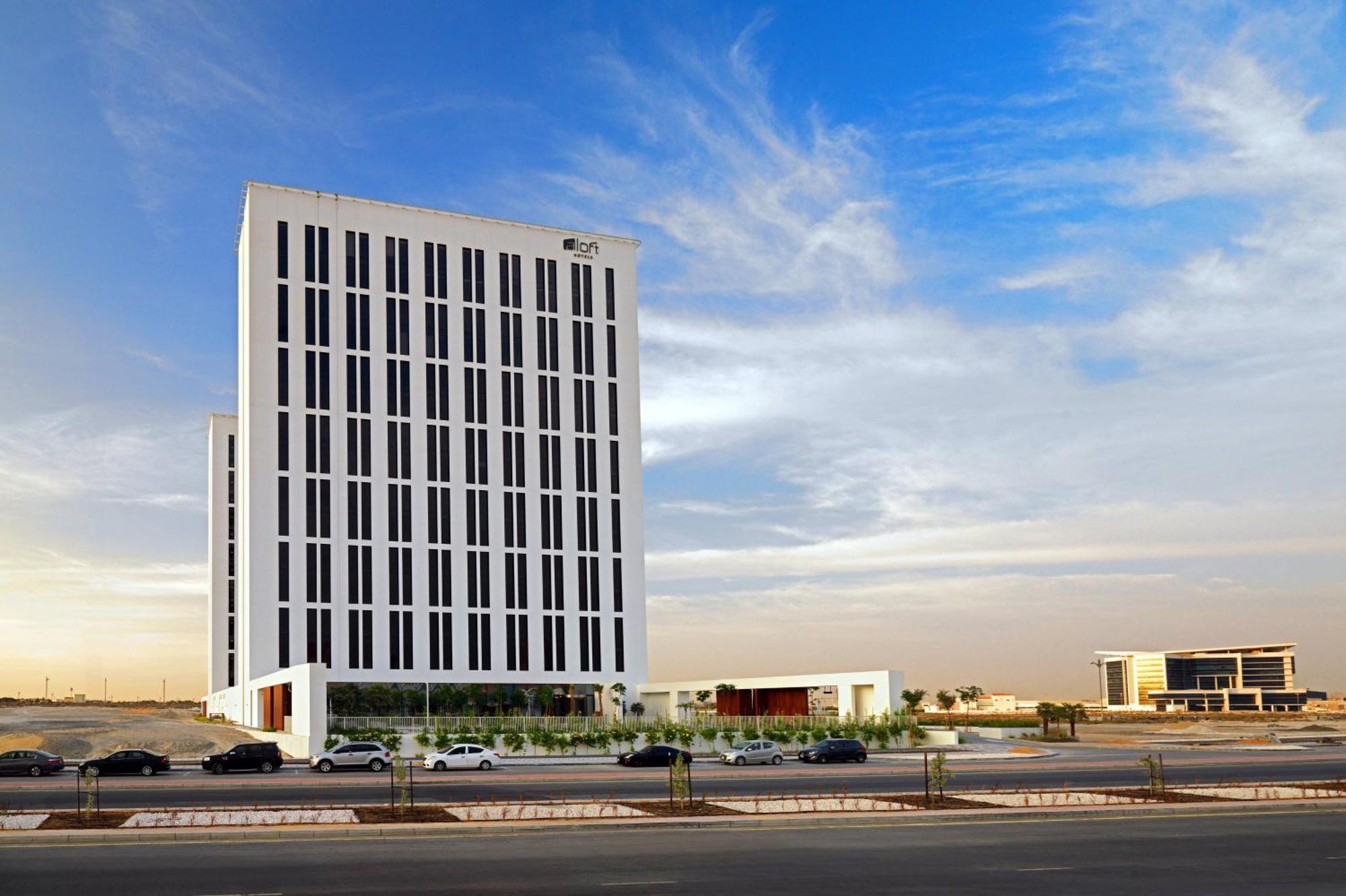 เอลอฟต์ เมอัยซัม ดูไบ Hotel ภายนอก รูปภาพ